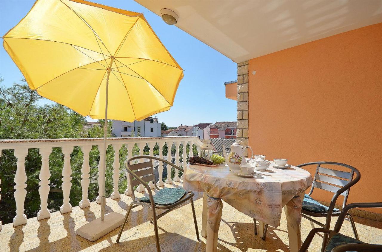 Apartments Miljenka Vodice Extérieur photo