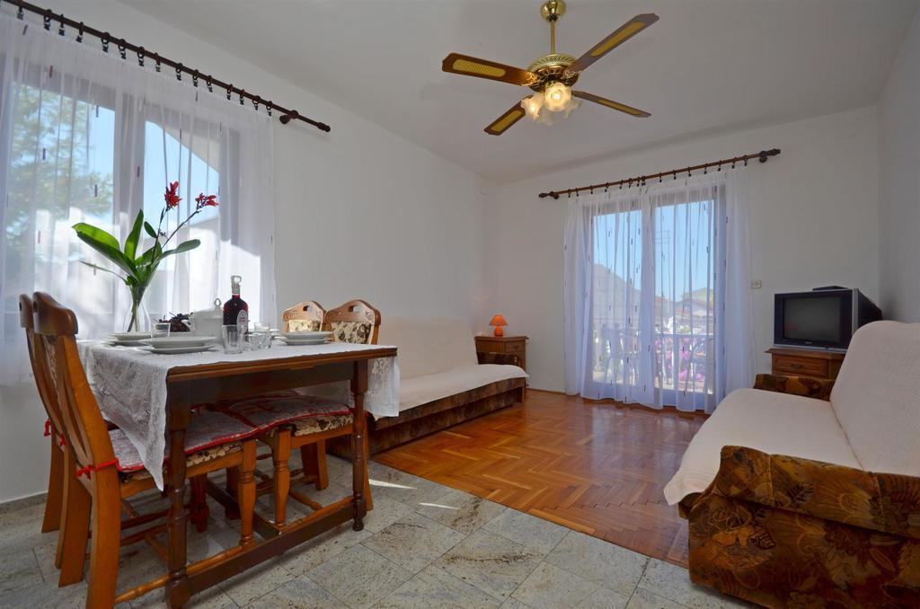 Apartments Miljenka Vodice Extérieur photo