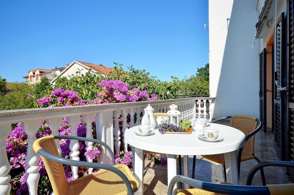 Apartments Miljenka Vodice Extérieur photo